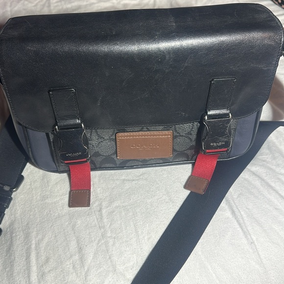 Coach Men’s Crossbody Bag in *PRISTINE* Condition - Picture 3 of 16